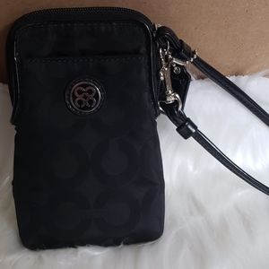 GUC SMALL COACH PHONE POUCH WITH WRISTLET